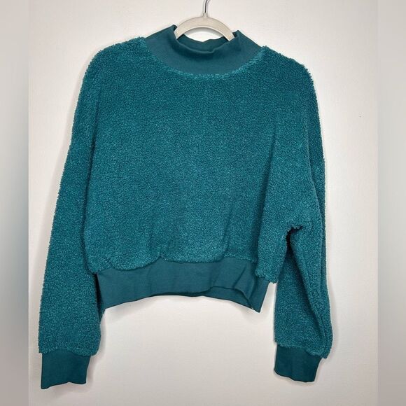 Fabletics Malia Polar Fleece Pullover NWT - Picture 3 of 6